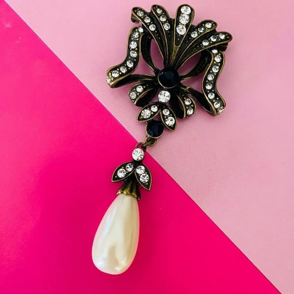Vintage sophisticated style